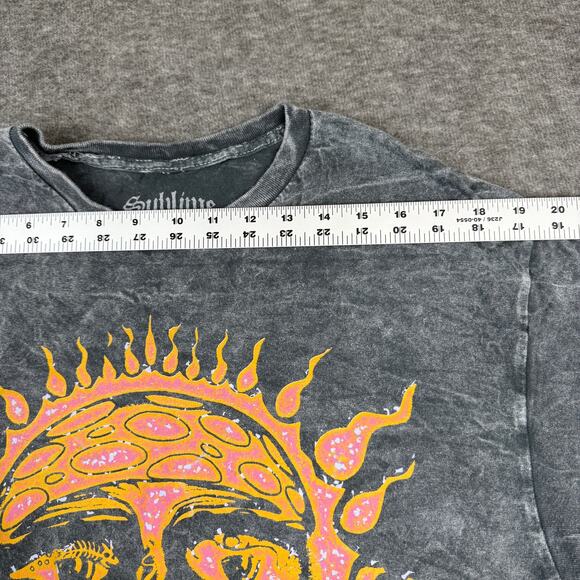 Sublime Graphic Band Tee Sun Psychedelic Under Sun Wm Large Distressed Ska Merch - Picture 6 of 8